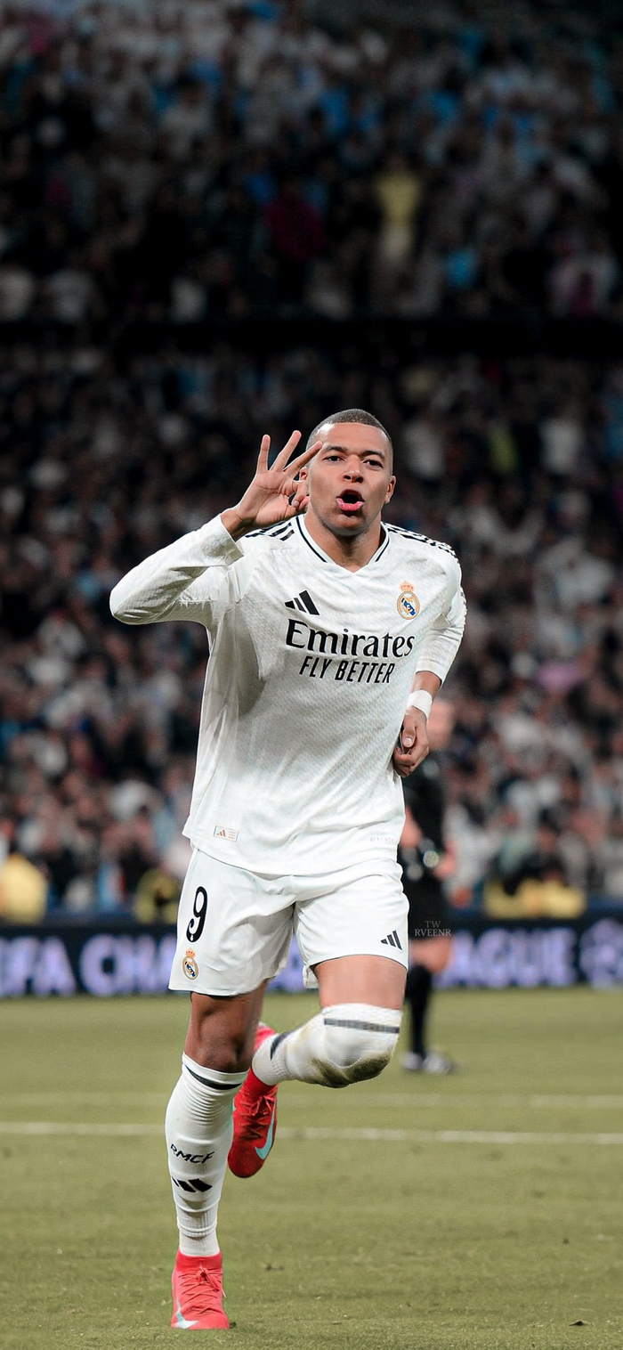 高情商的说法是专注联赛，低情商是一顿王八拳没打过布莱顿