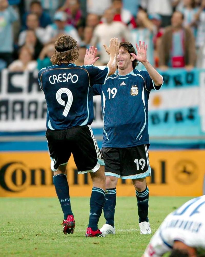 伦纳德第四节爆砍20分！追平生涯末节得分纪录